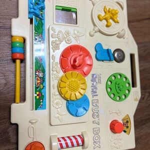 Vintage 1977 Gabriel musical busy box